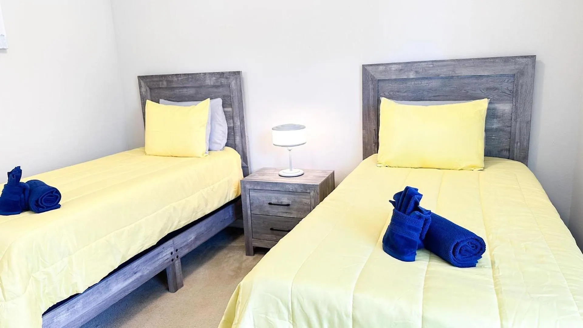 Tm215Tc - Spacious Family Home With Private Pool Davenport